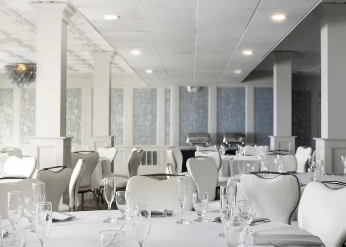 Ashworth By The Sea (Adults Only)